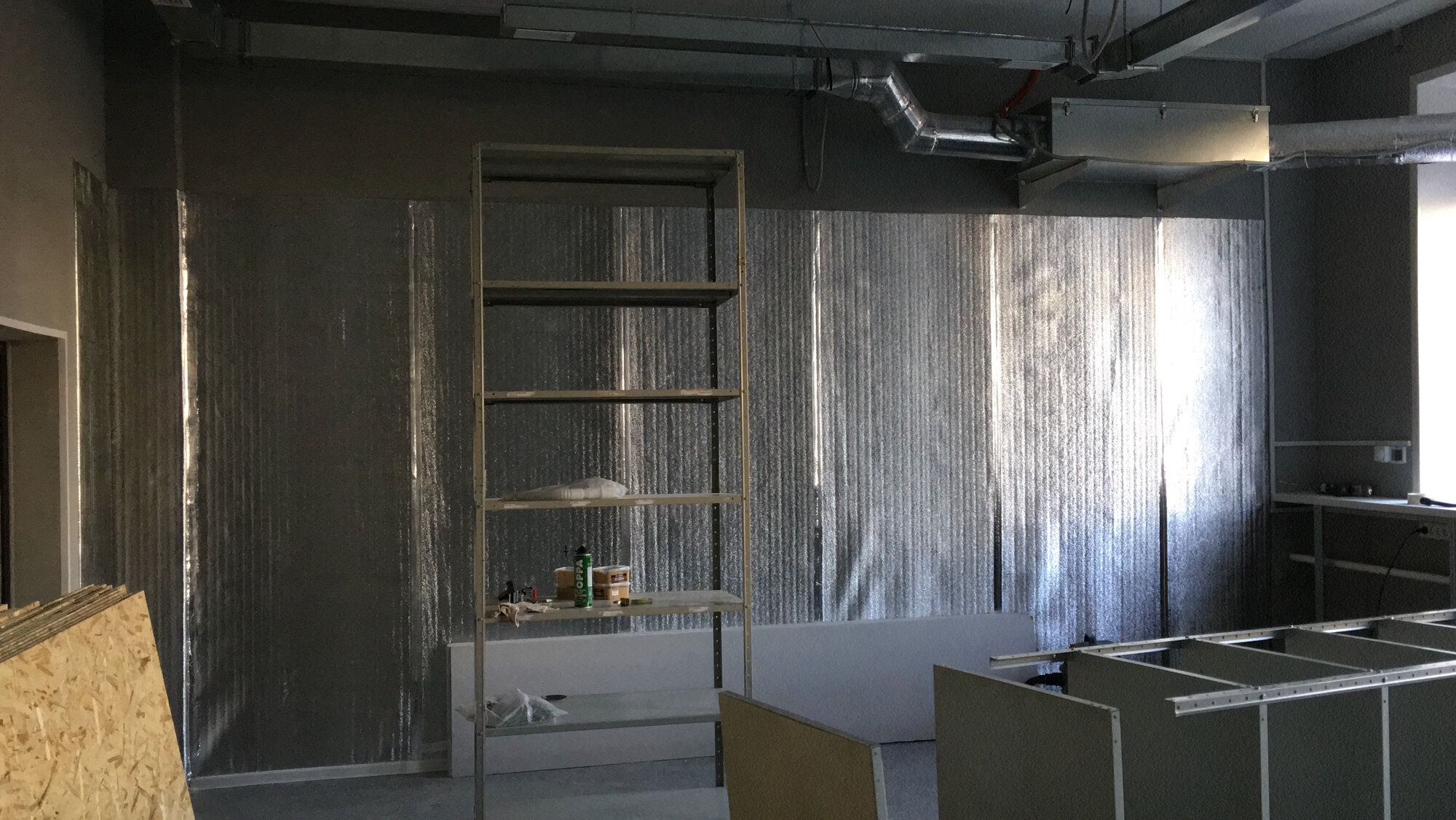 Ремонт: фольга для светоотражения